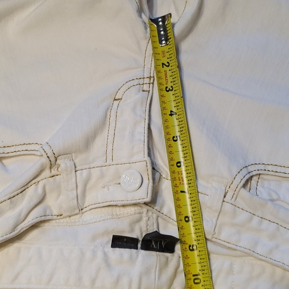 Armani Exchange off white jeans - Picture 5 of 5